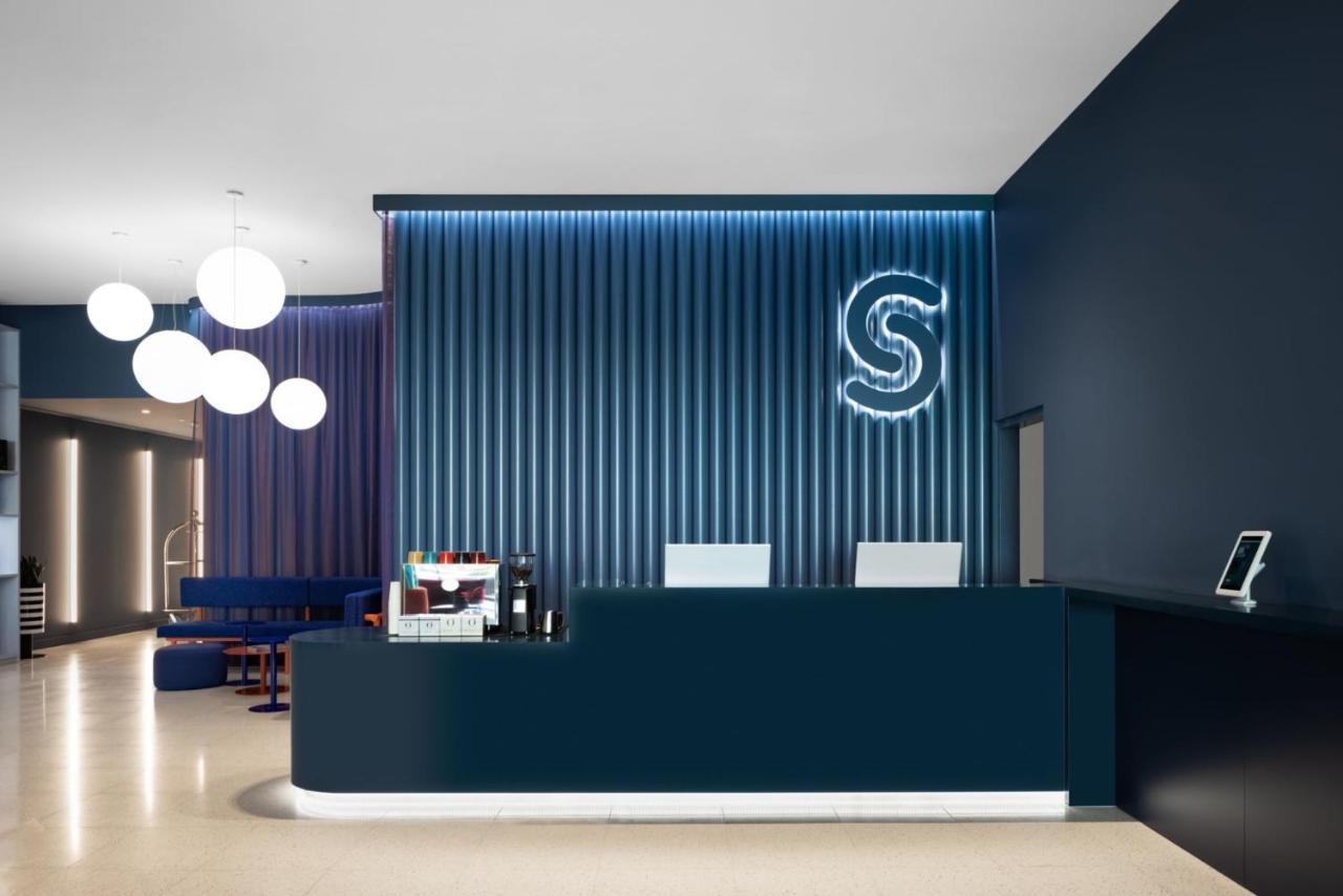 Studio Apartments At Aurora Near Melbourne Port Exteriör bild